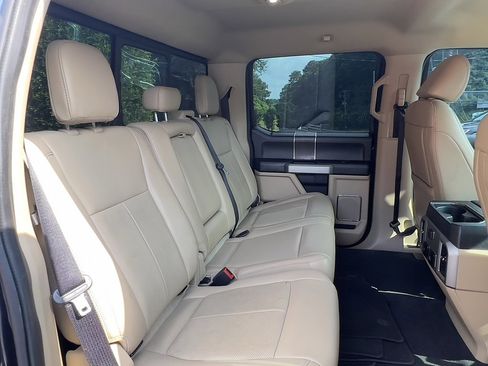 Used 2021 Ford F250 Lariat w/ Lariat Ultimate Package image 32