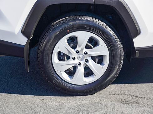 Certified 2023 Toyota RAV4 LE image 9