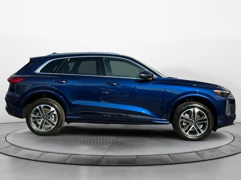 New 2025 Audi Q5 Premium Plus image 8