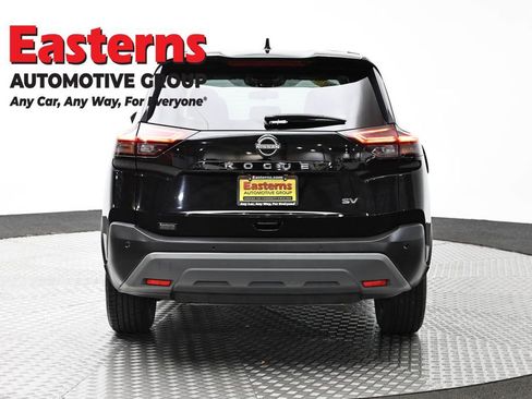 Used 2023 Nissan Rogue SV FWD image 6