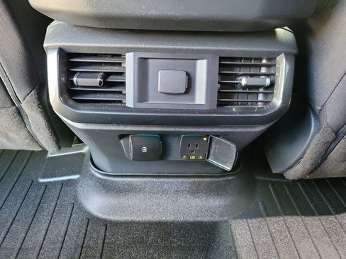 Used 2022 Ford F150 XLT w/ Equipment Group 302A High RWD image 13