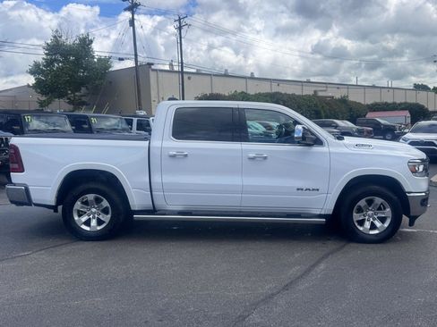 Used 2021 RAM 1500 Laramie AWD/4WD image 2
