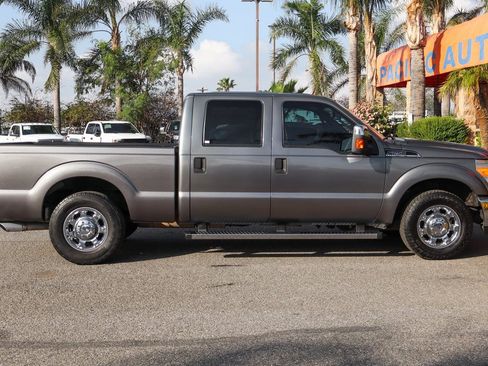 Used 2012 Ford F250 XLT w/ XLT Premium Pkg image 11