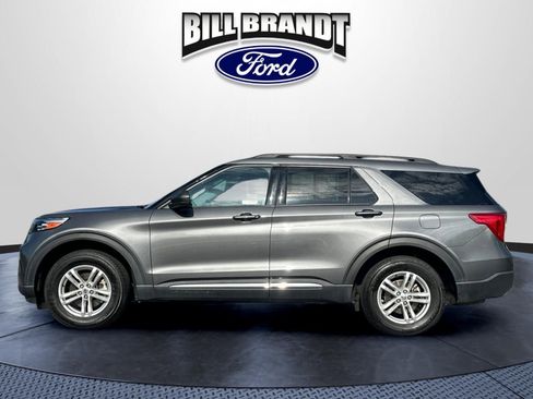 Used 2023 Ford Explorer XLT w/ Equipment Group 202A AWD/4WD image 6