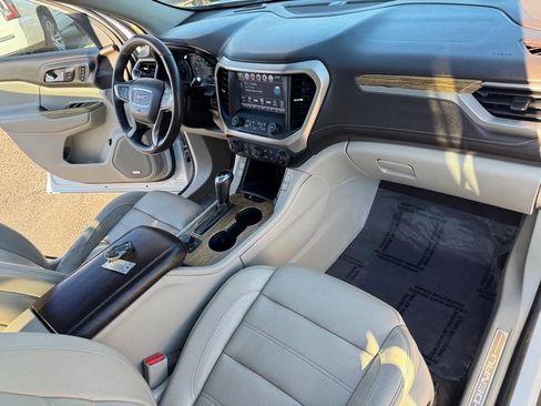 Used 2017 GMC Acadia Denali image 31