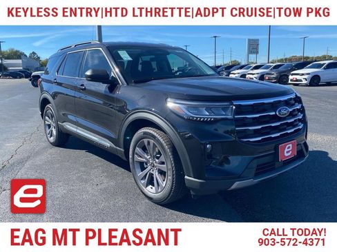 New 2025 Ford Explorer Active w/ Active Comfort Package image 1