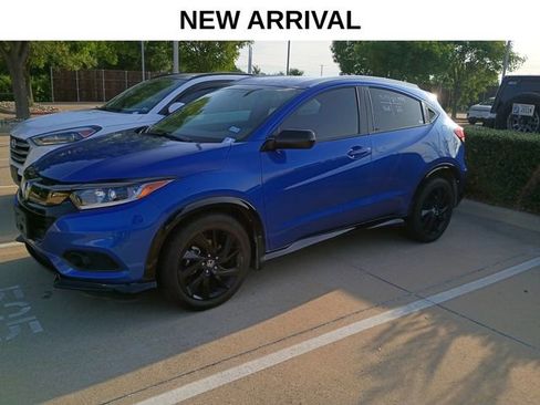 Used 2022 Honda HR-V Sport image 2