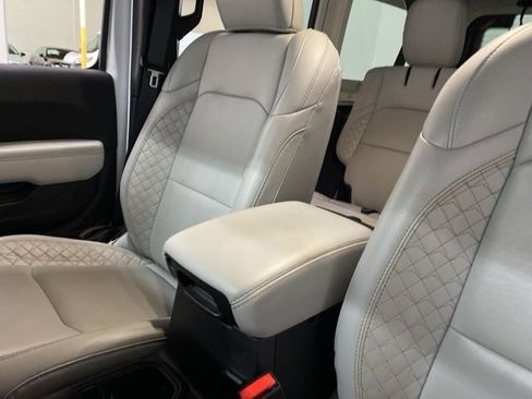 Used 2021 Jeep Wrangler Unlimited Sahara image 60