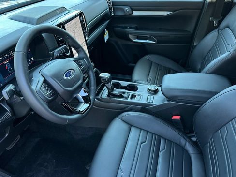 New 2026 Ford Ranger Lariat w/ Black Appearance Package AWD/4WD image 9