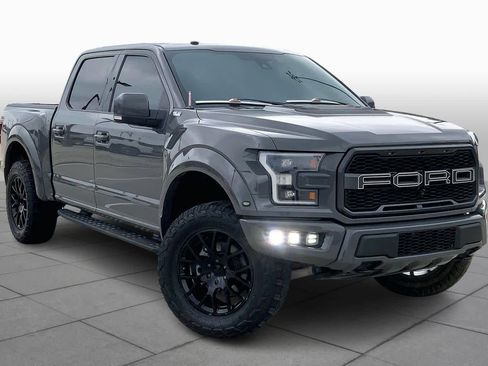 Used 2018 Ford F150 Raptor w/ Equipment Group 802A Luxury image 2