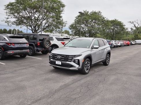 Used 2025 Hyundai Tucson SEL AWD/4WD image 3