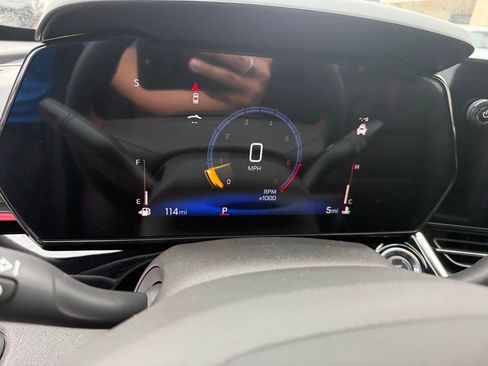 New 2026 Chevrolet Trax RS w/ Sunroof Package image 27