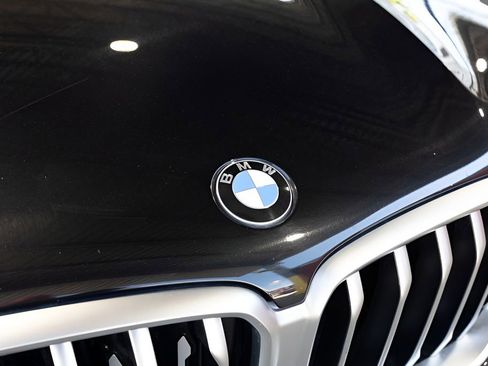 Used 2025 BMW X6 xDrive40i AWD/4WD image 16