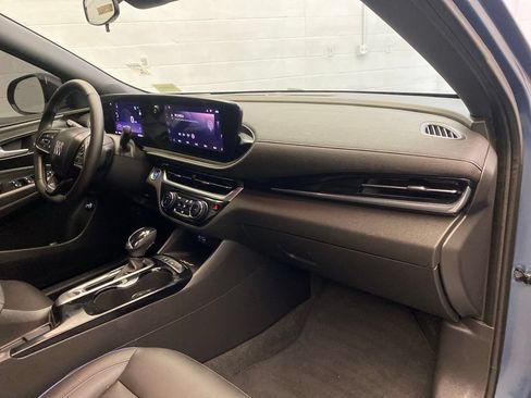 Used 2025 Buick Envista Sport Touring w/ Convenience I Package FWD image 26