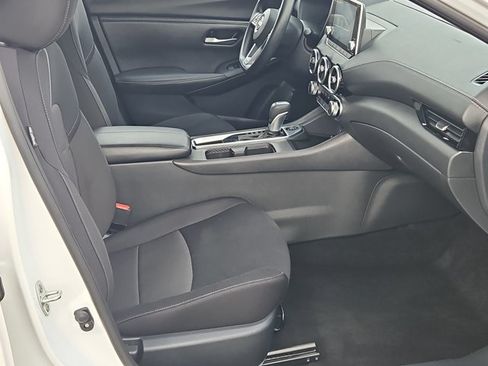 Used 2025 Nissan Sentra SV FWD image 21