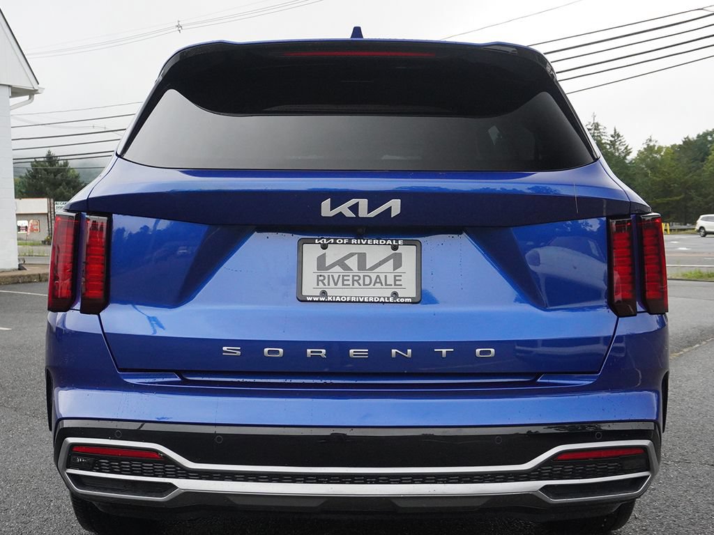 Used 2022 Kia Sorento S FWD image 13