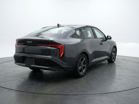 Used 2025 Kia K4 FWD image 9