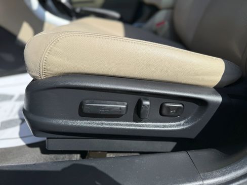 Used 2013 Honda Accord EX-L image 17