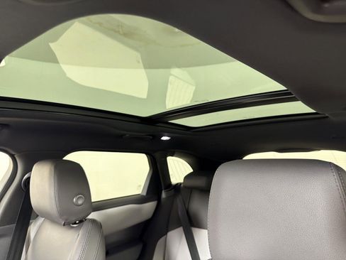 New 2026 Land Rover Range Rover Velar S image 9