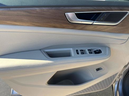 New 2026 Volkswagen Atlas SE image 18