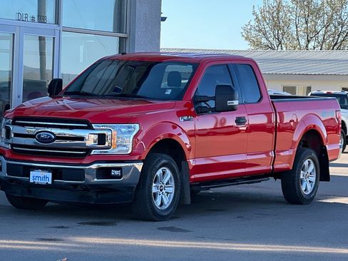 Used 2018 Ford F150 XLT w/ Max Trailer Tow Package image 9