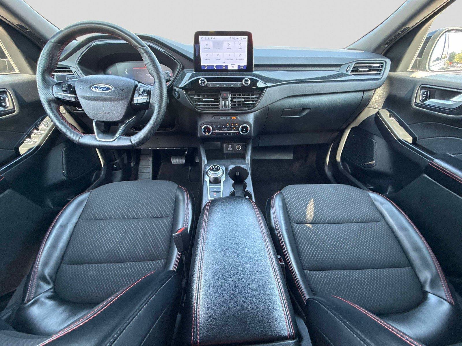 Used 2025 Ford Escape ST-Line Select AWD/4WD image 15