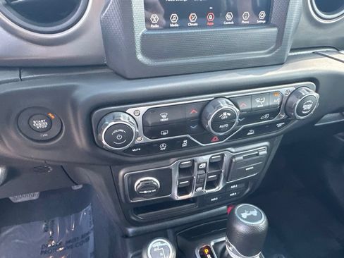 Used 2023 Jeep Wrangler Unlimited Sport AWD/4WD image 57