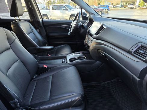 Certified 2023 Honda Ridgeline RTL image 5