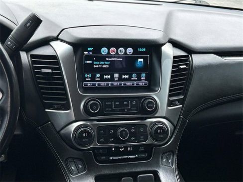 Used 2019 Chevrolet Suburban LT image 16