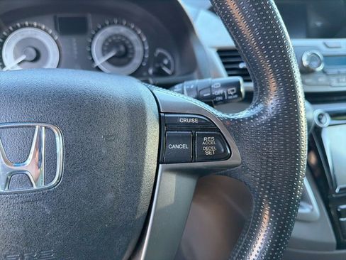 Used 2016 Honda Odyssey SE image 11