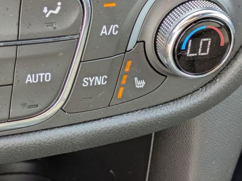 Used 2023 Chevrolet Equinox RS image 24