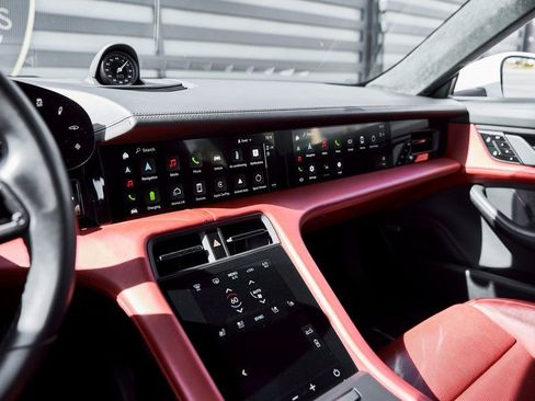 Used 2020 Porsche Taycan Turbo AWD/4WD image 62