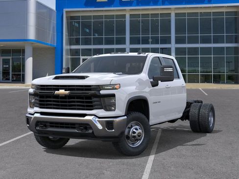 New 2025 Chevrolet Silverado 3500 W/T w/ WT Convenience Package image 7