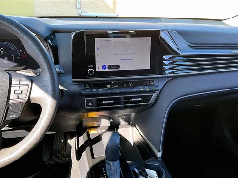 Certified 2025 Toyota Camry LE image 7