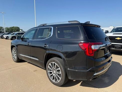 Used 2023 GMC Acadia Denali w/ Denali Ultimate Package AWD/4WD image 5