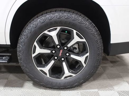 New 2026 GMC Yukon AT4 w/ AT4 Premium Plus Package AWD/4WD image 46