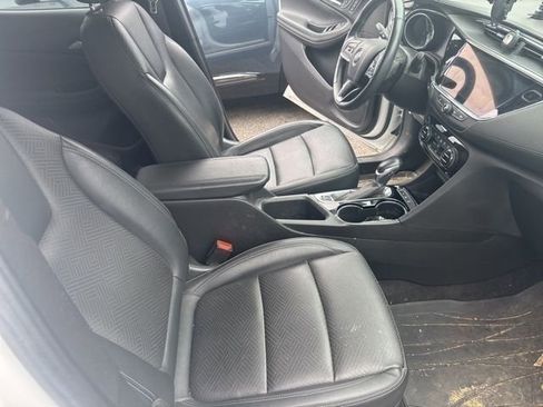 Certified 2022 Buick Encore GX Essence w/ Experience Buick Package image 44