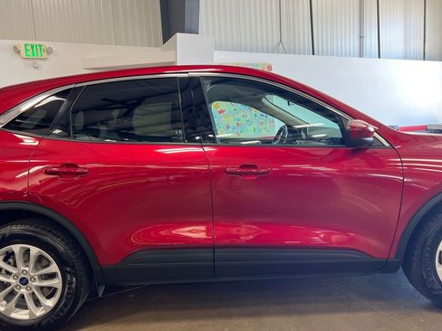 Used 2020 Ford Escape SE image 58