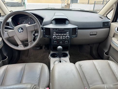 Used 2008 Mitsubishi Endeavor SE FWD image 15