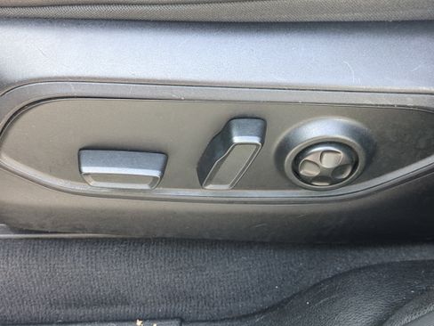 Certified 2023 Jeep Grand Cherokee L Laredo image 21