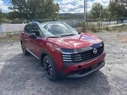 New 2026 Nissan Kicks SV w/ SV Premium Package image 3