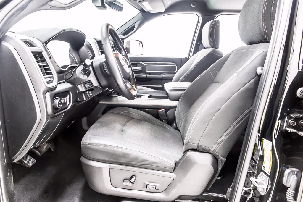 Used 2019 RAM 2500 Lone Star w/ Black Appearance Package AWD/4WD image 28
