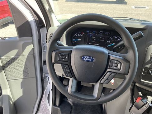 New 2026 Ford E-350 and Econoline 350 Super Duty w/ Power Equipment Group image 31