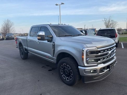 Used 2024 Ford F250 Platinum image 1