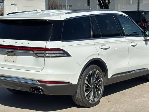 Used 2020 Lincoln Aviator Reserve w/ Equipment Group 202A image 7