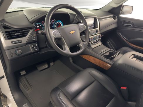 Used 2017 Chevrolet Tahoe Premier RWD image 4