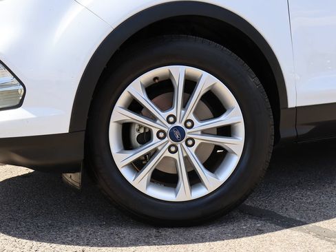 Used 2019 Ford Escape SEL FWD image 5