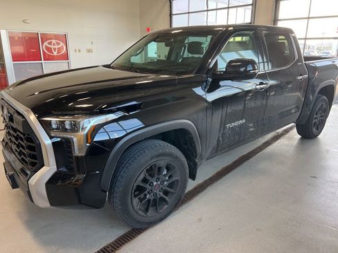 Used 2022 Toyota Tundra Limited image 8