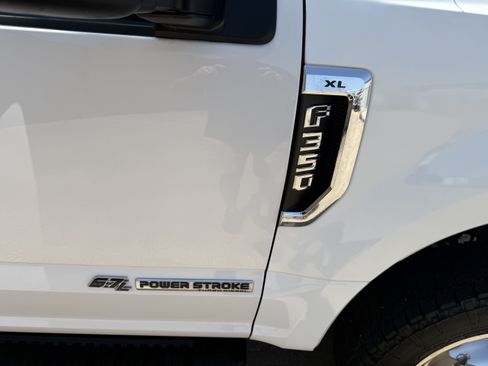 Used 2018 Ford F350 XL w/ Power Equipment Group AWD/4WD image 28