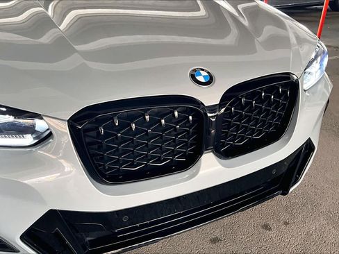 Used 2025 BMW X4 xDrive30i w/ Premium Package image 29